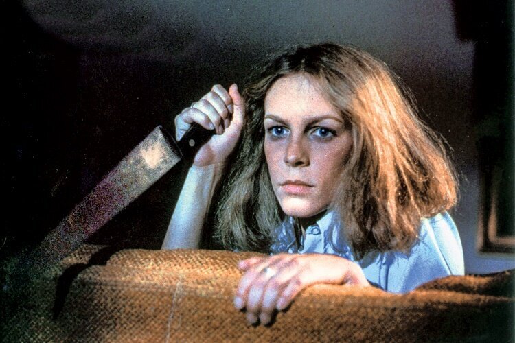 john-carpenter-merakla-beklenen-tales-for-a-halloween-night-icin-7-yıl-süren-sessizligini-bozuyor-3-filmloverss