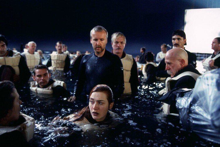 kate-winslet-James-cameron-titanic-filmloverss