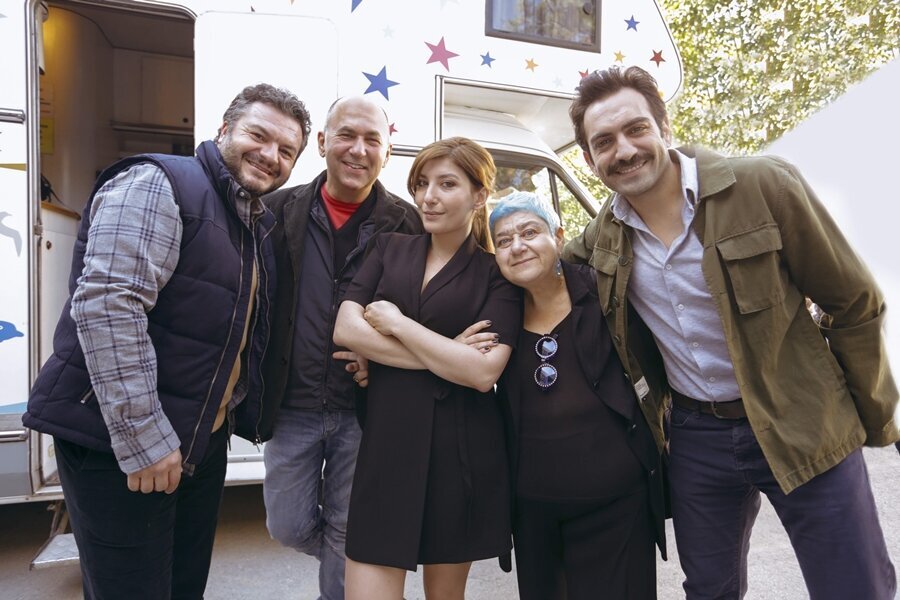 Serra Yılmaz’ın Heyecanla Beklediğimiz Filmi Cebimdeki Yabancı’nın Çekimleri Tamamlandı!