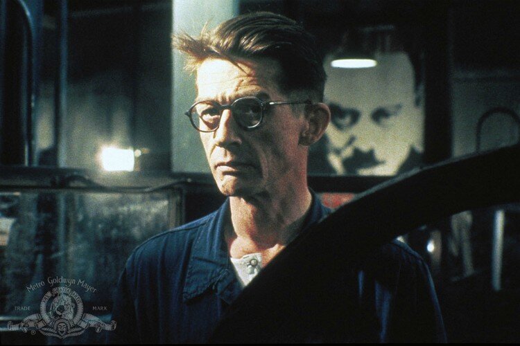 Nineteen-Eighty-Four-1984-michael-radford-filmlovers