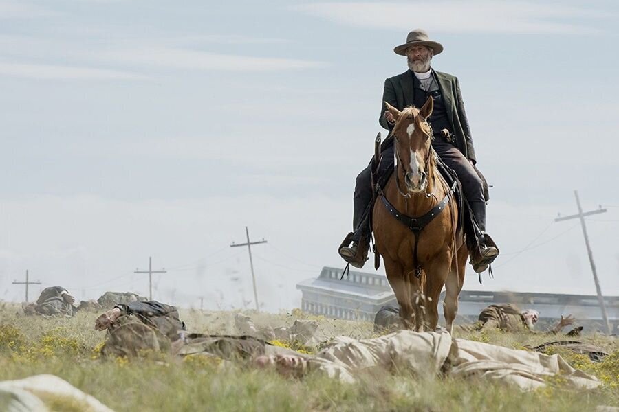 Jeff Daniels’lı Western Dizisi Godless’tan Yeni Fragman Yayınlandı