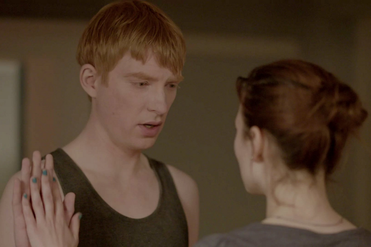 Be Right Back-black-mirror-filmloverss
