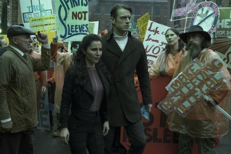 altered-carbon-netflix-2-filmloverss