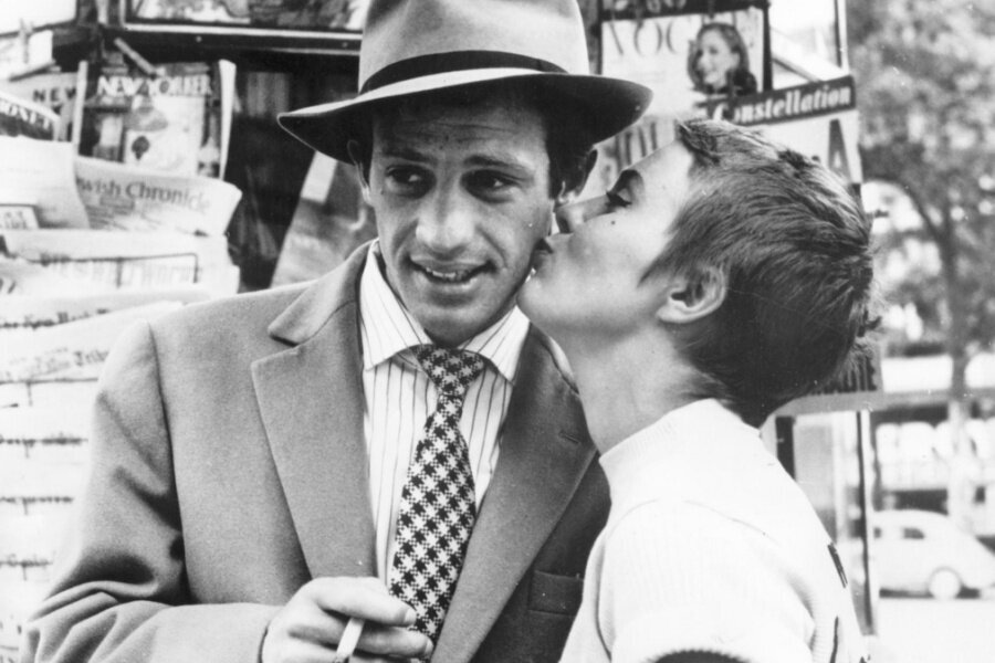 Altyazı’nın Jean Luc Godard’lı Aralık Sayısı Bayilerde!