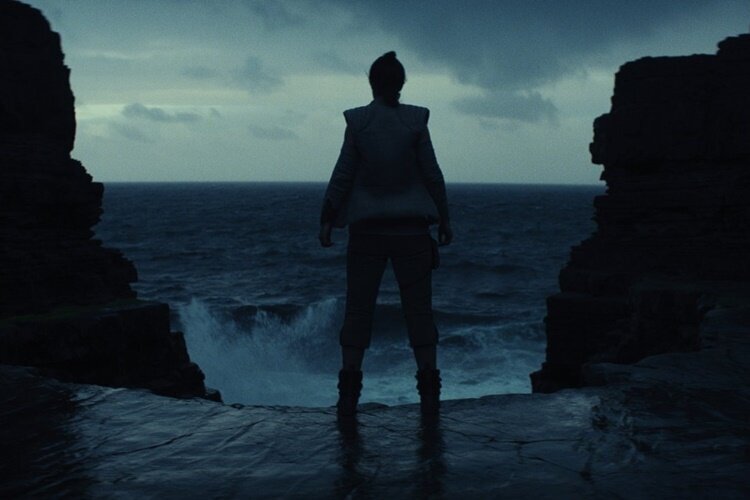 star-wars-the-last-jedi-acılıs-hafta-sonunda-en-iyi-gise-yapan-ikinci-film-oldu-2-filmloverss