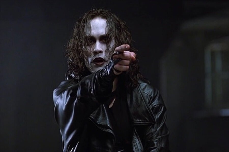 Alex Proyas: “Brandon Lee Olmasaydı, The Crow Yeniden Çekilmeye Değecek Bir Film Olmazdı”