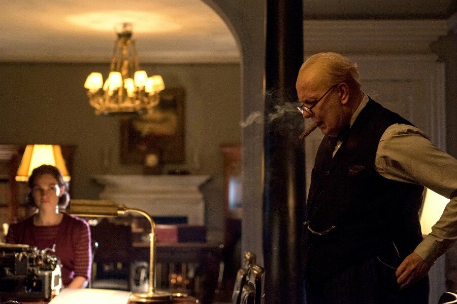 Gary Oldman’a Altın Küre Kazandıran Darkest Hour’dan Türkçe Altyazılı Klip Yayınlandı