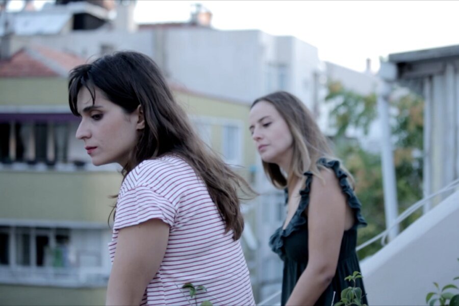 Ataerkiye Karşı Kadın Dayanışmasını Konu Alan Hayattayız Filmi Destek Bekliyor!