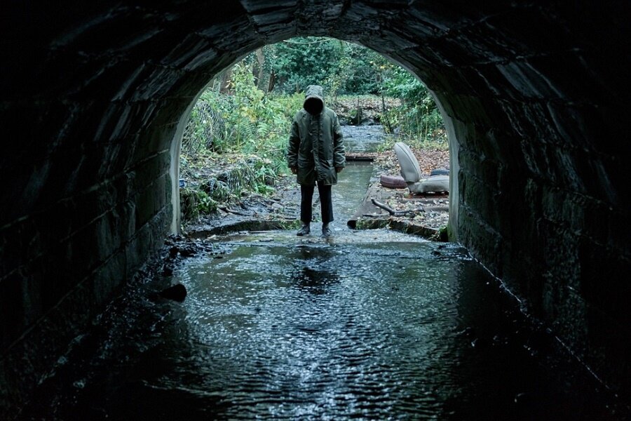 Martin Freeman’lı Korku Filmi Ghost Stories’ten Yeni Fragman Yayınlandı