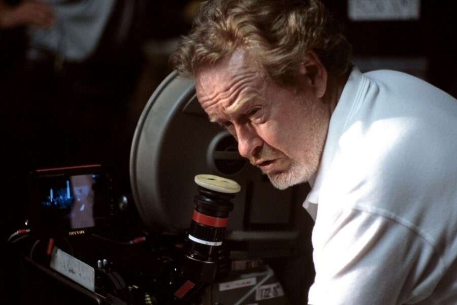 Ridley Scott Üçüncü Blade Runner Filmini Çekmek İstiyor!