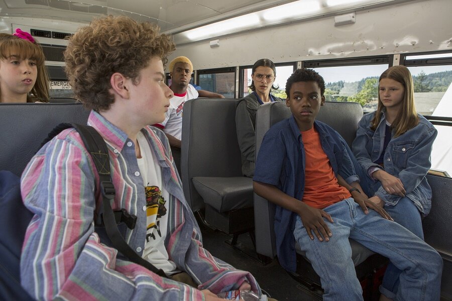 Stranger Things Tadında Yeni Bir Netflix Dizisi: Everything Sucks!