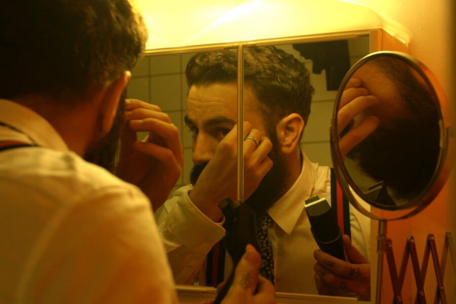 Tanrı Uyuduğunda – When God Sleeps