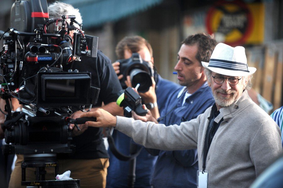 Steven Spielberg: “Netflix Filmleri Emmy İçin Yarışmalı, Oscar İçin Değil.”