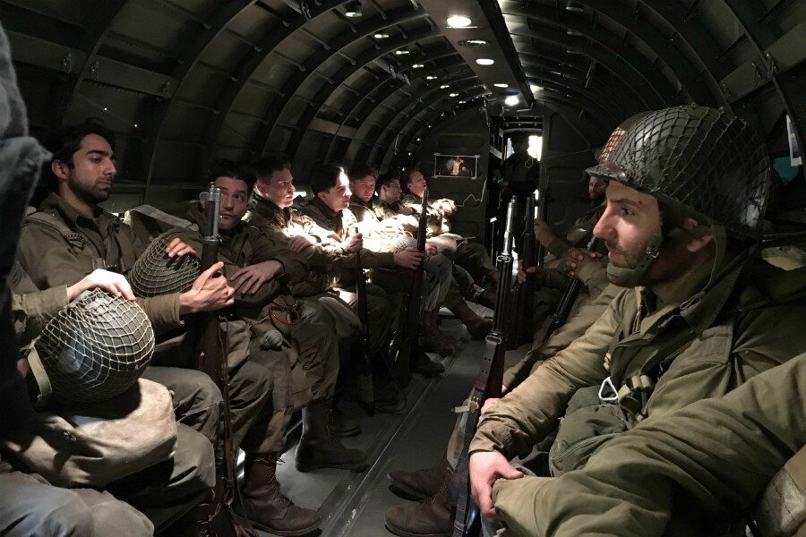 J.J. Abrams, Overlord’un Cloverfield Serisinin Devam Filmi Olmayacağını Söyledi