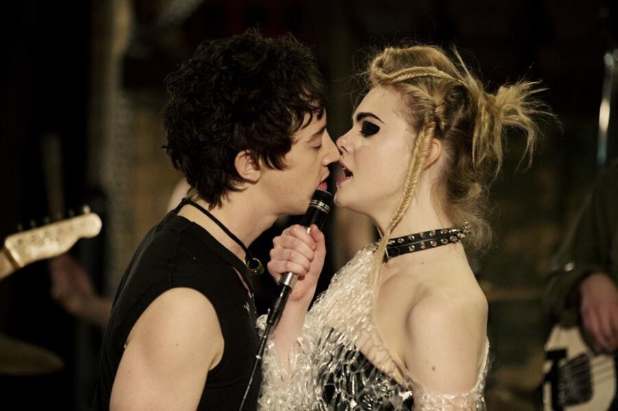 Bu Hafta Sinemada Partilerde Kız Tavlama Sanatı İzlemek İçin 10 Sebep