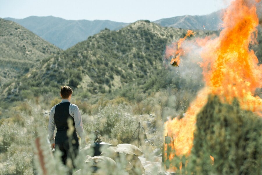 David Lowery ve Ridley Scott İş Birliğinde Ekrana Gelmeye Hazırlanan Strange Angel’dan Fragman Yayınlandı