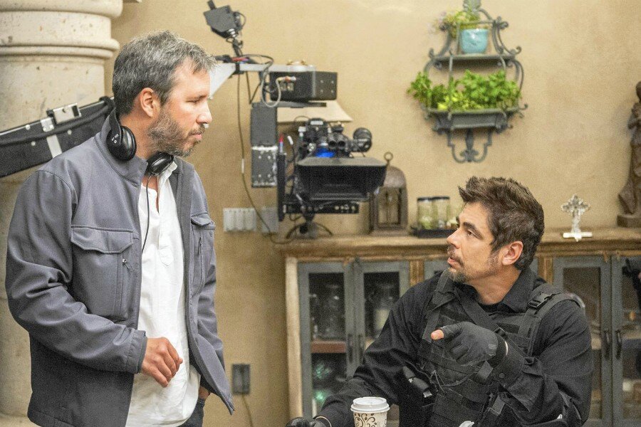 Denis Villeneuve, Sicario’nun Devam Filmi Sicario: Day of the Soldado’dan Övgü Dolu Sözlerle Bahsetti
