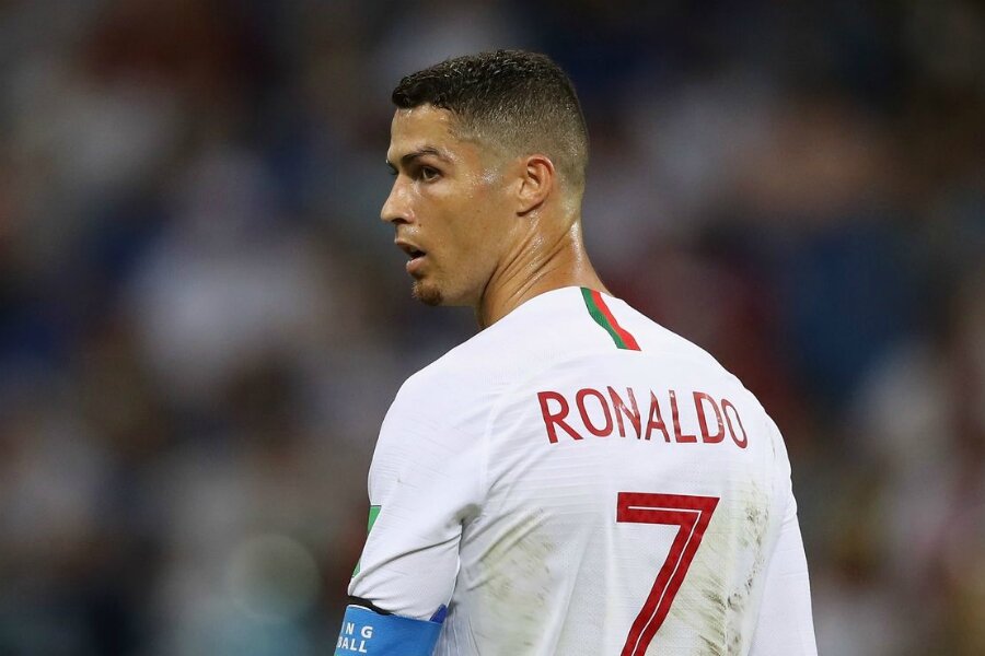 Facebook, Cristiano Ronaldo’nun Hayatını Anlatan Bir Belgesel Dizisi Çekebilir