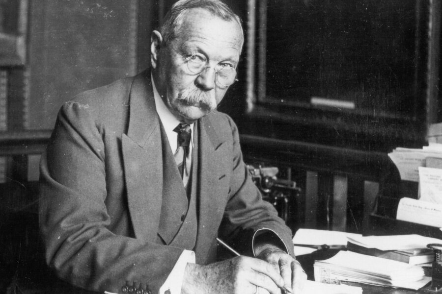 Sir Arthur Conan Doyle’un Sherlock Holmes ve Spiritüalizm Üzerine Düşünceleri