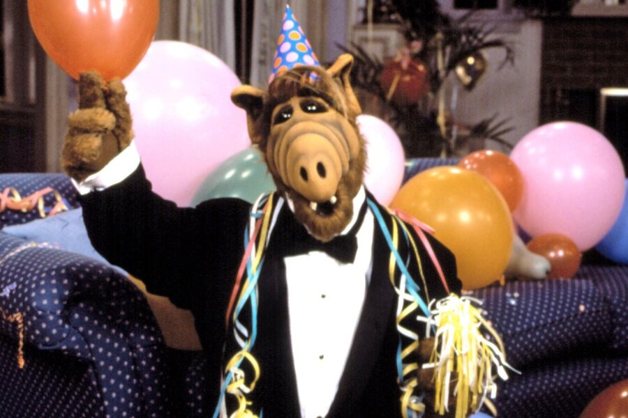 80’lerin Uzaylı Komedisi ALF Ekranlara Geri Dönüyor