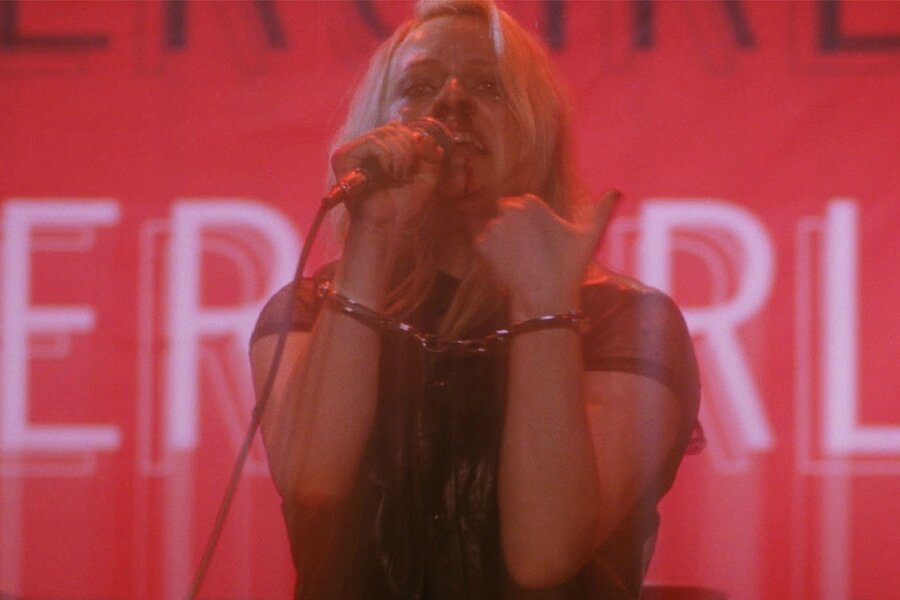 Prömiyerini Toronto Film Festivali’nde Yapacak Her Smell’den Tanıtım Fragmanı Yayınlandı