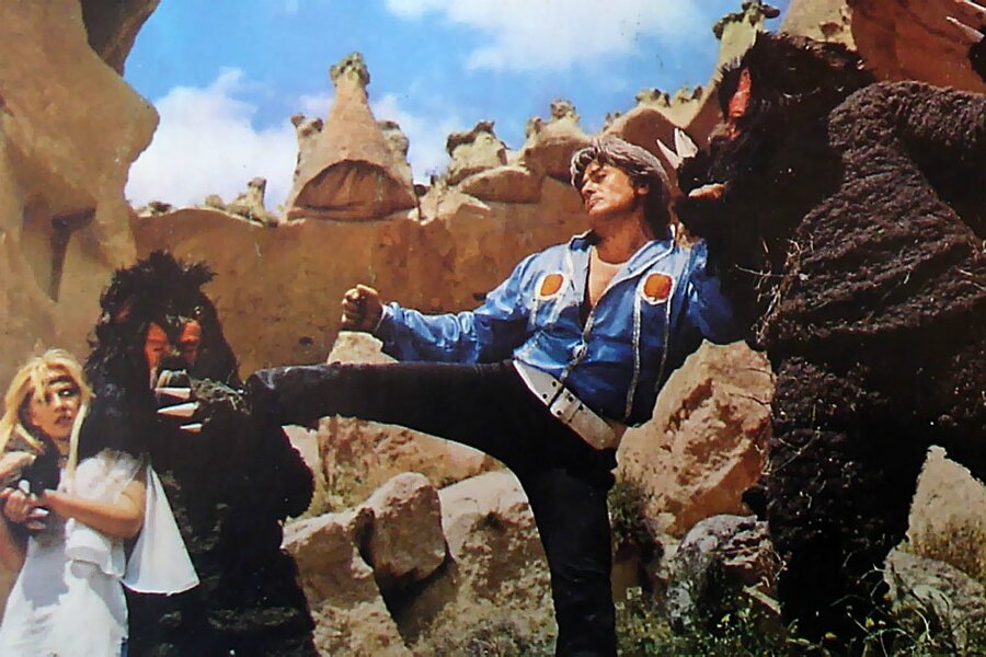 Türkiye Sinemasından Kült Sıfatını Hak Eden 9 Unutulmaz Film