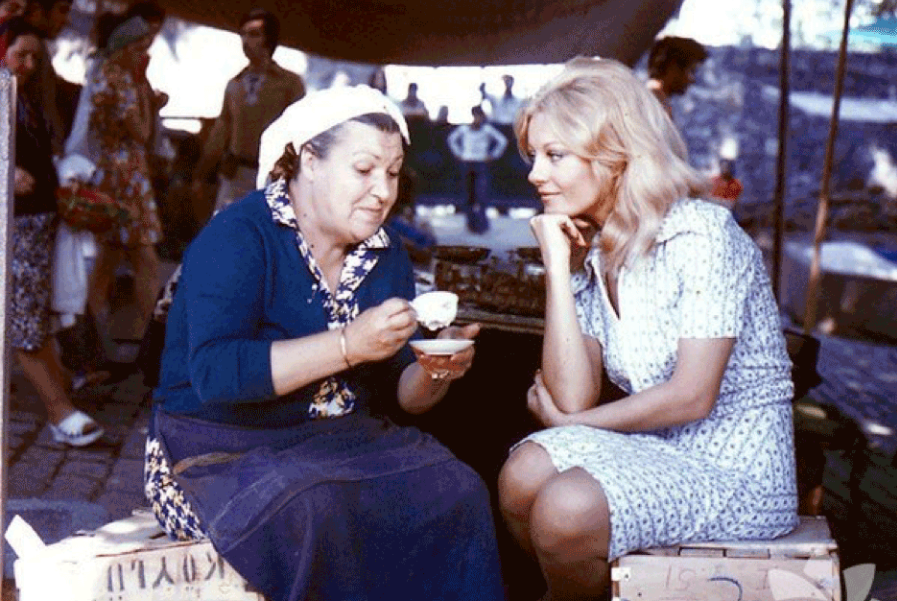 Yeşilçam’ın Unutulmaz Karakterlerinden Yumurcak Mürüvvet Sim’in Anılarından Esinlenerek Yaratılmış