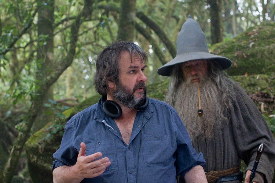 Peter Jackson: “Tolkien’in Dünyasını Başka Birinin Gözünden İzlemeyi Merakla Bekliyorum.”