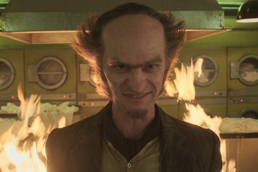 Netflix Dizisi A Series of Unfortunate Events’in 3. Sezon Yayın Tarihi Belli Oldu