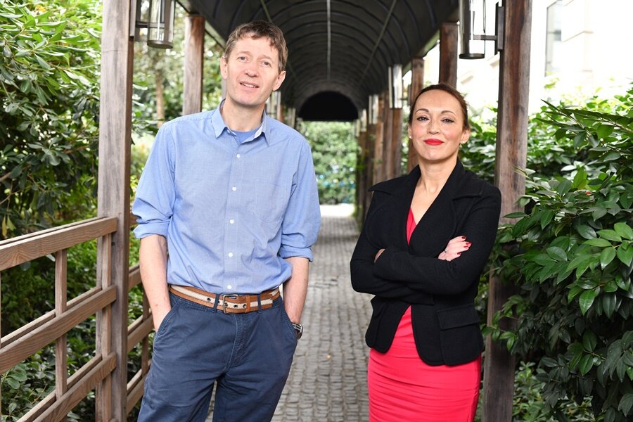 Rupert Barrington ve Natasha Hussain Röportajı