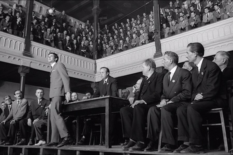 Franz Kafka’nın Absürt ve Karanlık Dünyasını Başarıyla Yansıtan 6 Çarpıcı Uyarlama