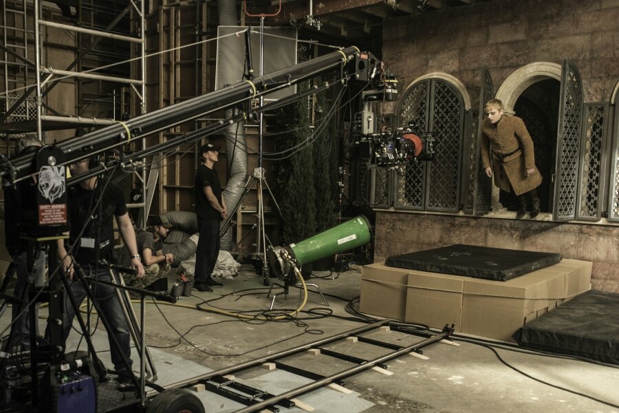 Game of Thrones’tan Daha Önce Hiç Görülmemiş Kamera Arkası Görüntüler Yayınlandı