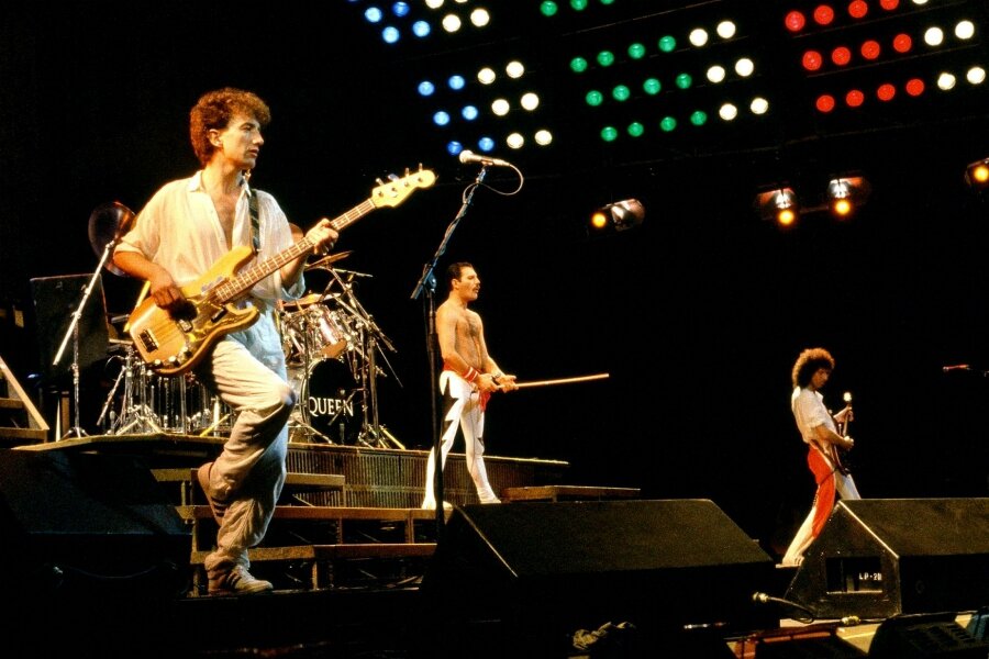 Queen ile Rock Dolu Bir Pazar