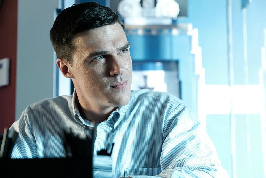 One Flew Over the Cuckoo’s Nest’in Öncesini Anlatacak Ratched Dizisine Finn Wittrock ve Jon Jon Briones Dahil Oldu