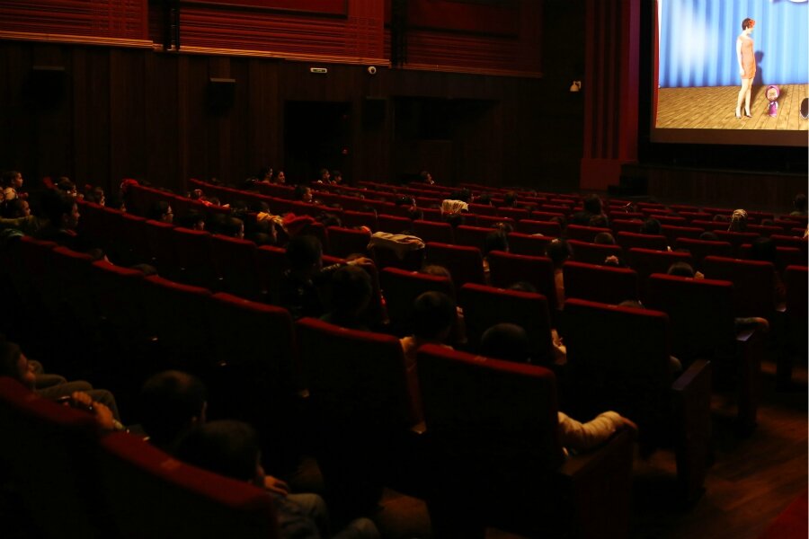 Türkiye Sinemalarında Filmlerden Önce En Fazla 10 Dakika Reklam Gösterilmesini Öngören Yasa, Meclise Sunuldu