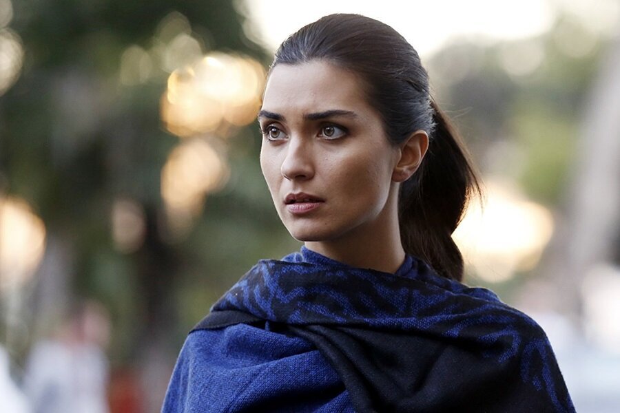 Tuba Büyüküstün, Netflix’in Fatih Sultan Mehmet Dizisi Ottoman Rising’de Rol Alacak