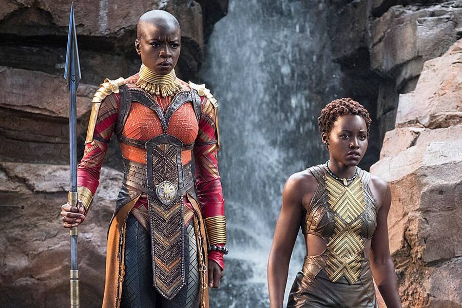 Marvel, Danai Gurira’nın İsmi Yer Almadığı İçin Tepki Çeken Avengers: Endgame Afişini Değiştirdi
