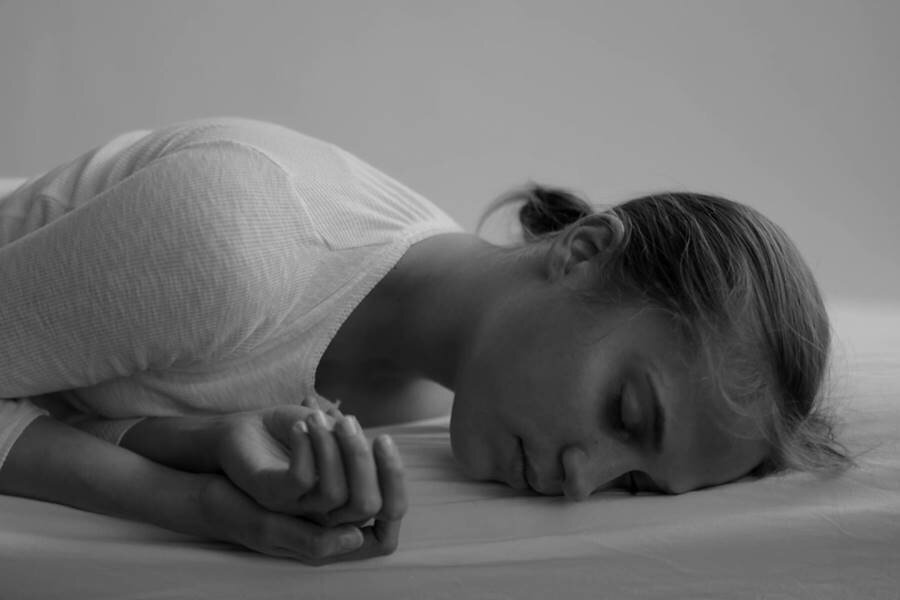 Mike Mills ve Alicia Vikander’ın Bir Araya Geldiği I Am Easy to Find Kısa Filminin Fragmanı Yayınlandı