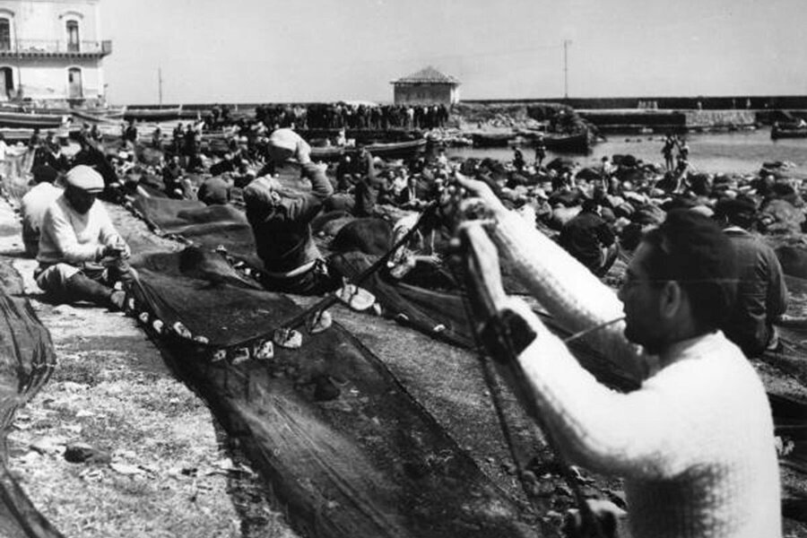 La terra trema: Zincirleri Kırmaya Yönelik Bir Adım