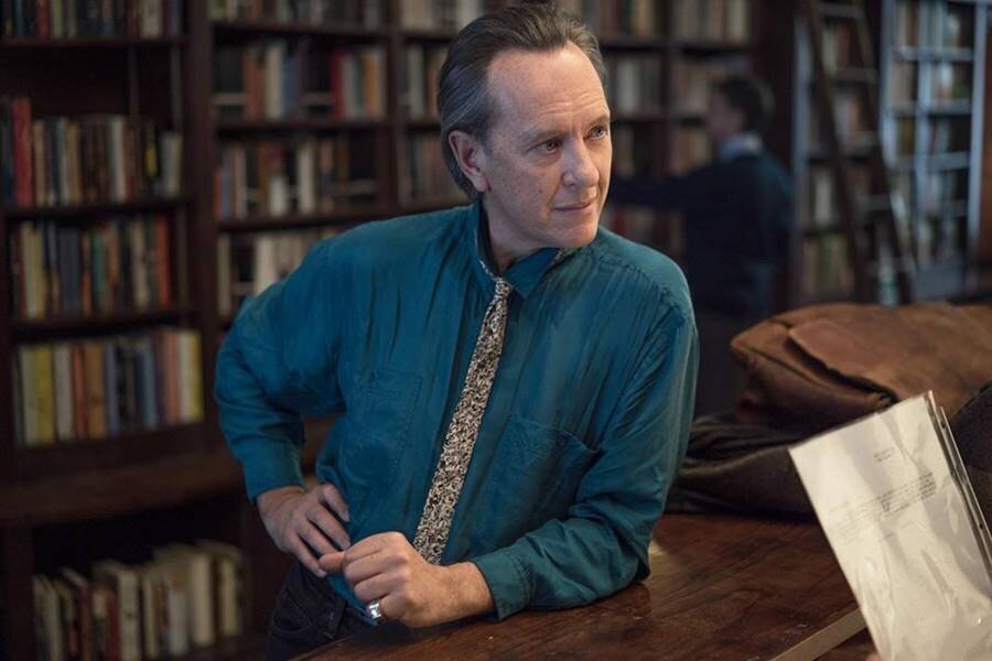 Richard E. Grant, Tom Hiddleston’lı Loki Dizisinin Oyuncu Kadrosuna Dâhil Oldu