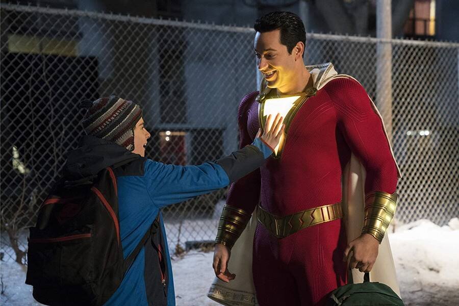 Shazam! Filmi Hakkında İlk Yorumlar Paylaşıldı