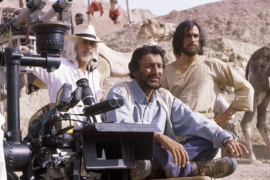 Shekhar Kapur, Afyon Savaşları’nı Konu Alan Ibis Dizisini Yönetecek