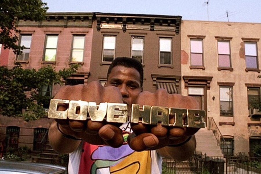 We Love Radyosundan Çalıyor