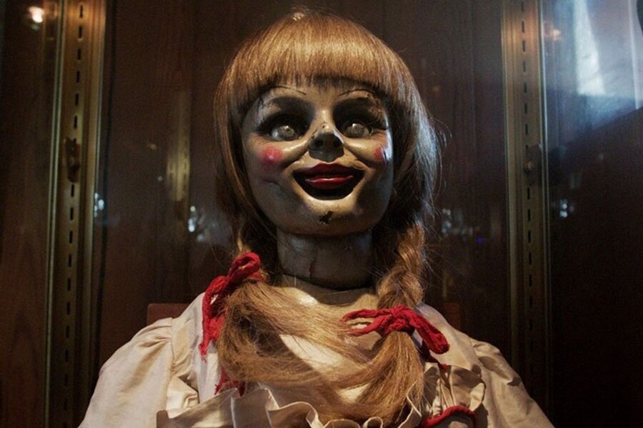 The Conjuring Serisinin Spin-off Filmi Annabelle Comes Home’dan Yeni Fragman Yayınlandı