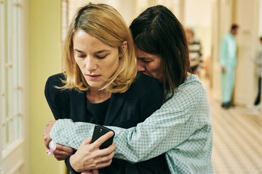 Kaygan Zemin – Der Boden unter den Füßen