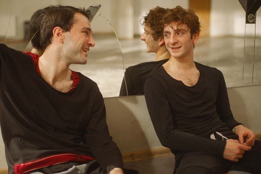 Başka Sinema’da Kasım 2019: Ve Sonra Dans Ettik – And Then We Danced