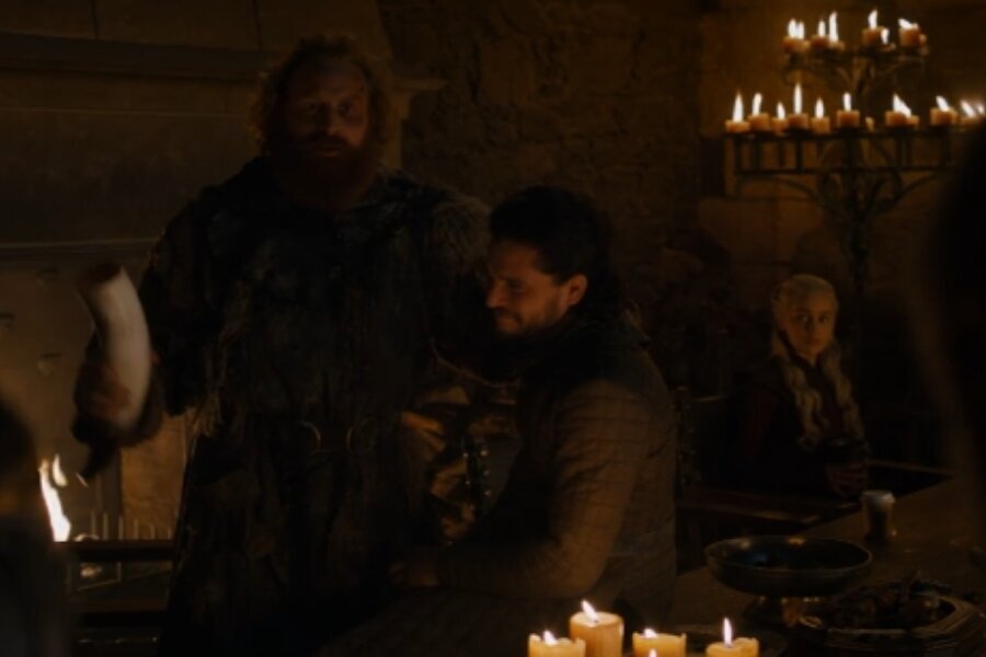Game of Thrones’ta Starbucks Bardağı: Hataysa Yazık, Reklamsa Daha da Yazık!