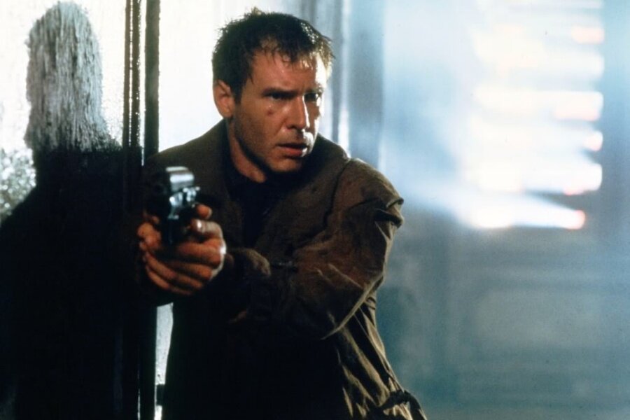 Blade Runner: Deckard Bir Replikant mı?