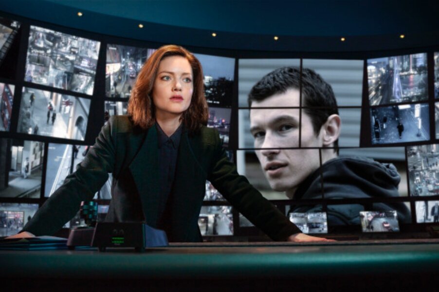 İlk Bakış: Holliday Grainger ve Callum Turner’lı BBC Dizisi The Capture