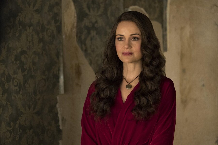 Carla Gugino, The Haunting of Hill House’un 2. Sezonu The Haunting of Bly Manor’da Yer Alabilir
